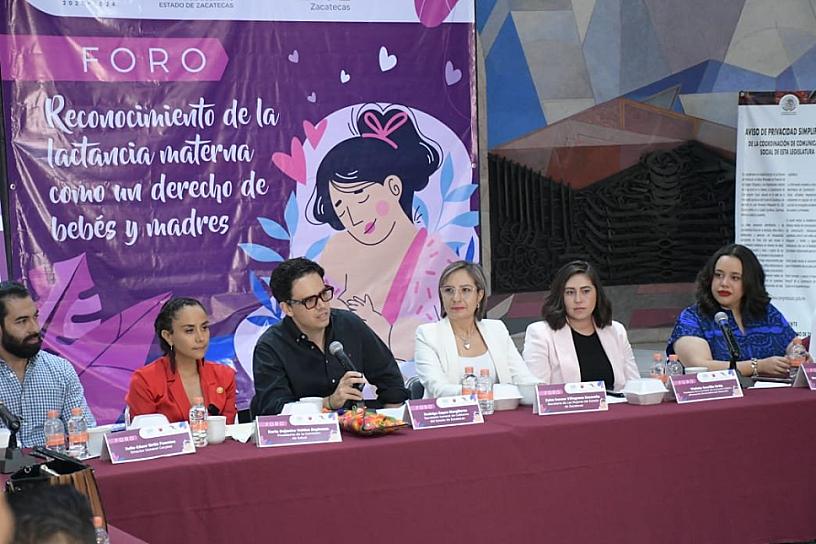 REALIZAN FORO SOBRE LA IMPORTANCIA DE LA LACTANCIA MATERNA