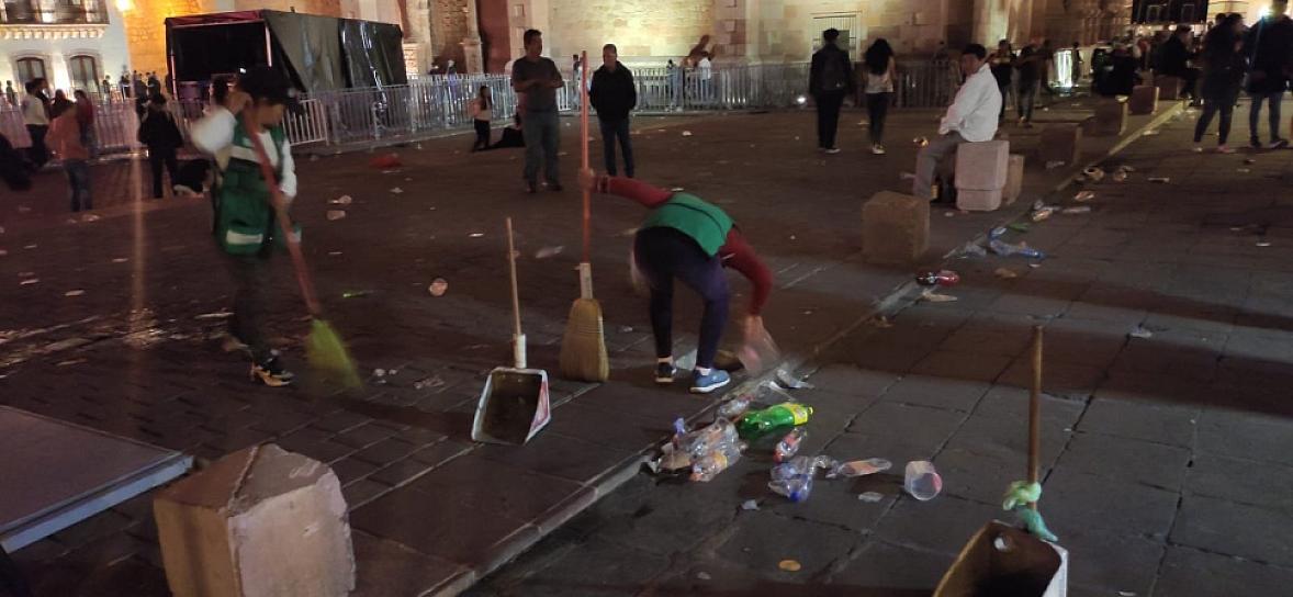 REALIZAN HORMIGUITAS LIMPIEZA EXHAUSTIVA EN EL CENTRO HISTÓRICO