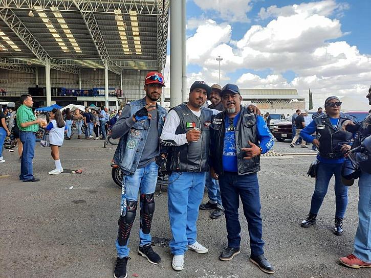 REALIZAN KERMES PARA CELEBRAR A LOS PAPÁS EN EL MINERAL