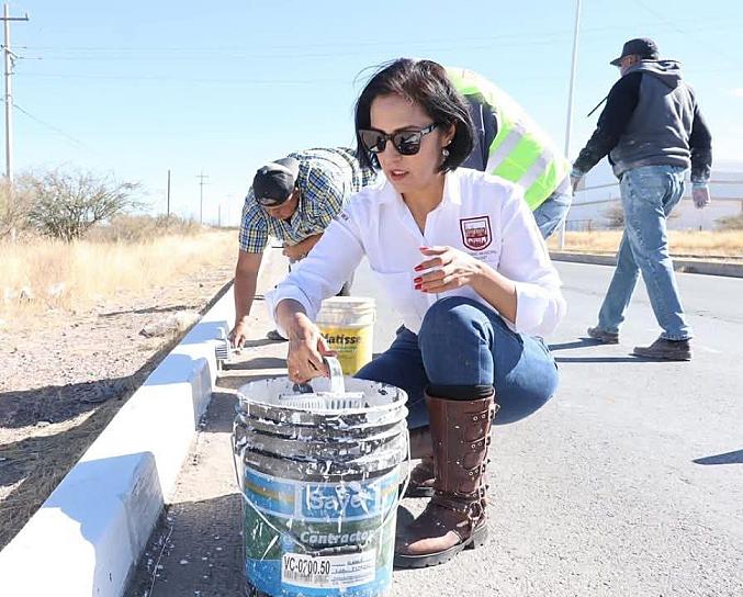 Realizan labores de mantenimiento en bulevares de Juan Aldama