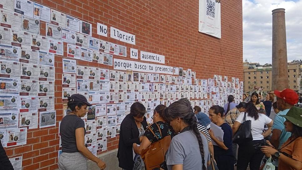 REALIZAN MEMORIAL DE PERSONAS DESAPARECIDAS EN PLAZA BICENTENARIO 