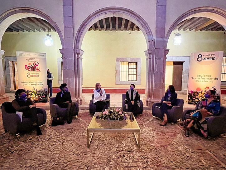   REALIZAN MESA DE DIÁLOGO “MUJERES QUE TRANSFORMAN ZACATECAS EN LA CULTURA Y EL TURISMO” 