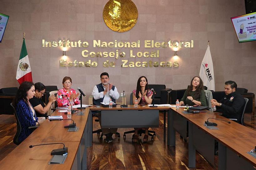 REALIZAN PANEL DE INCLUSIÓN “DIÁLOGOS SOBRE LOS DERECHOS POLÍTICOS DE LA COMUNIDAD LGBTTTIQ+”