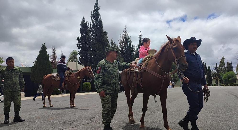 REALIZAN PASEO DOMINICAL EN LA ZONA MILITAR
