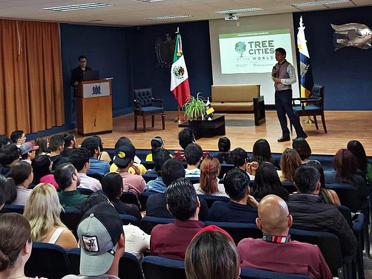 REALIZAN PRIMER CUMBRE CLIMÁTICA EN DERECHO 