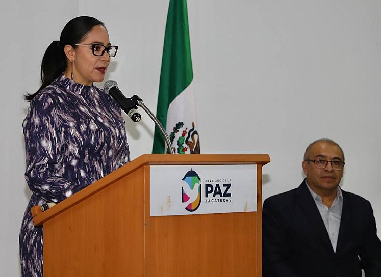 REALIZAN PRIMER ENCUENTRO ESTATAL DE DOCENTES BINACIONALES 