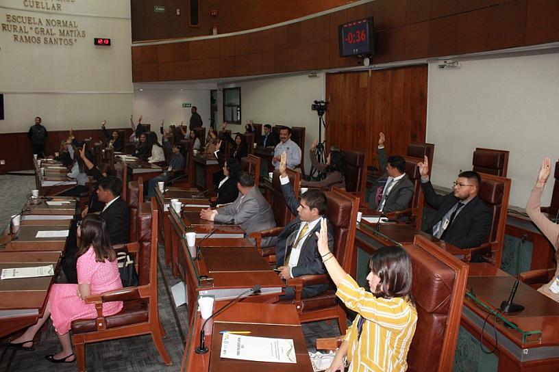 REALIZAN PRIMER PARLAMENTO JUVENIL DE LA UNIDAD ACADÉMICA DE DERECHO 