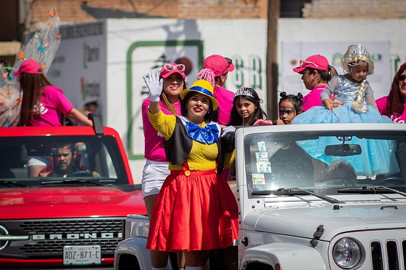 REALIZAN SEGUNDA FERIA DEL NIÑO EN LORETO