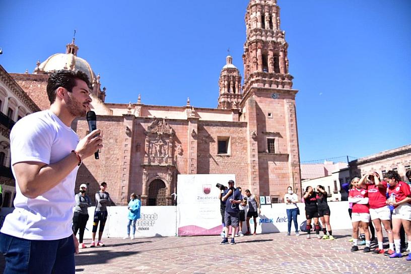 REALIZAN STREET SOCCER EN EL CENTRO HISTÓRICO 