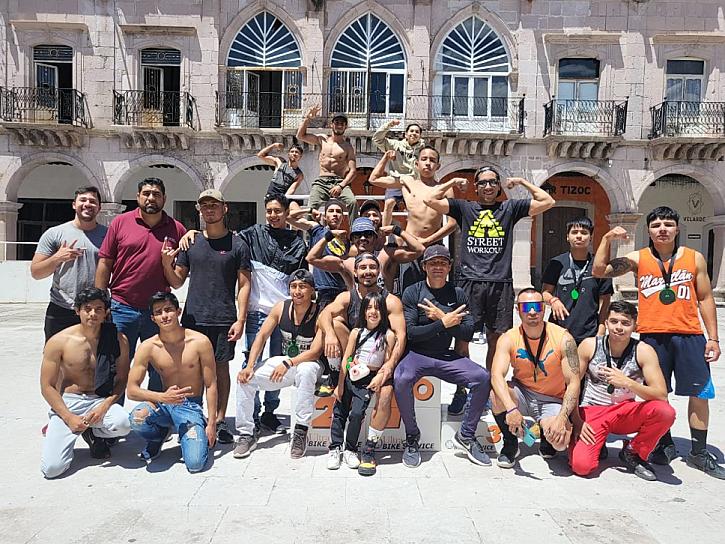 REALIZAN TORNEO Y EXHIBICIÓN DE CALISTENIA EN JEREZ