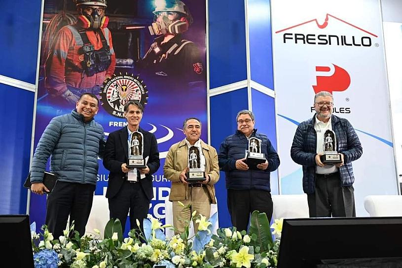 REALIZA SINDICATO EL FRENTE SIMPOSIUM REPLICANDO LIDERAZGO&nbsp; 