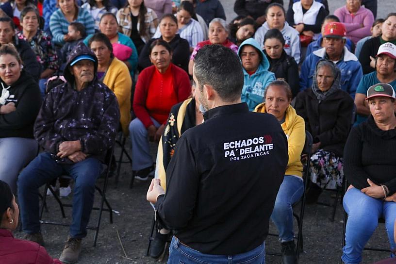 Realiza Ulises Mejía más de 120 asambleas informativas