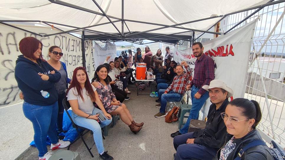 RECHAZO A PETICIONES ESCALARÍA PROTESTA EN LA FGJEZ: TRABAJADORES 
