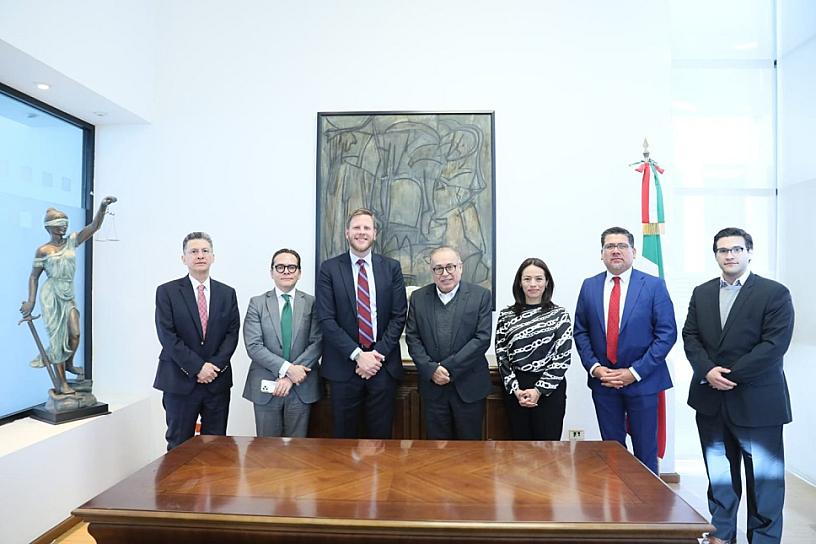 RECIBE ARTURO NAHLE A LA AGENCIA DE LOS EU PARA EL DESARROLLO INTERNACIONAL