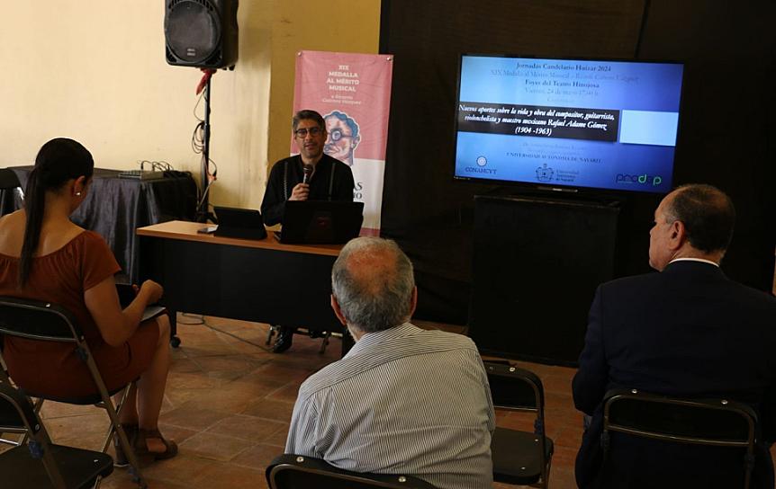 IMPARTEN CONFERENCIA SOBRE COMPOSITOR MEXICANO