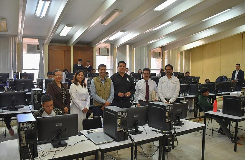 RECIBE CETIS 113 EQUIPO DE CÓMPUTO EN BENEFICIO DE MÁS DE 700 ALUMNOS 