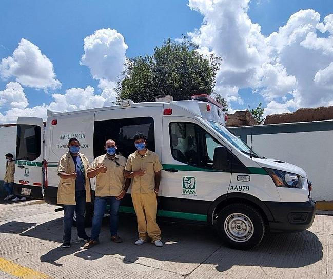 RECIBE IMSS ZACATECAS DOS NUEVAS AMBULANCIAS 