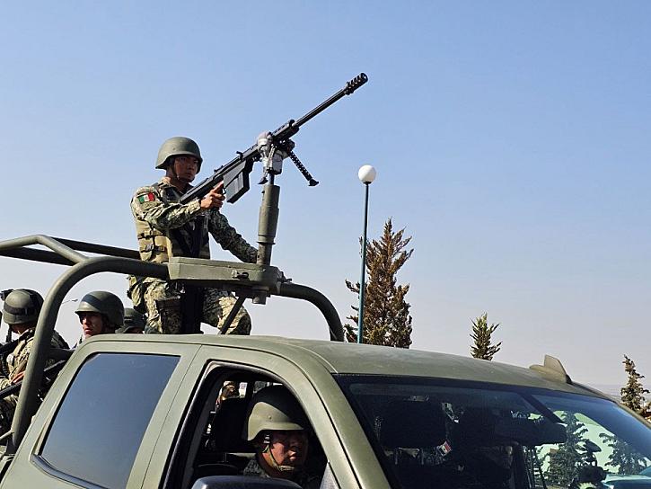 RECIBEN A ELEMENTOS MILITARES QUE LLEGAN A FRESNILLO 