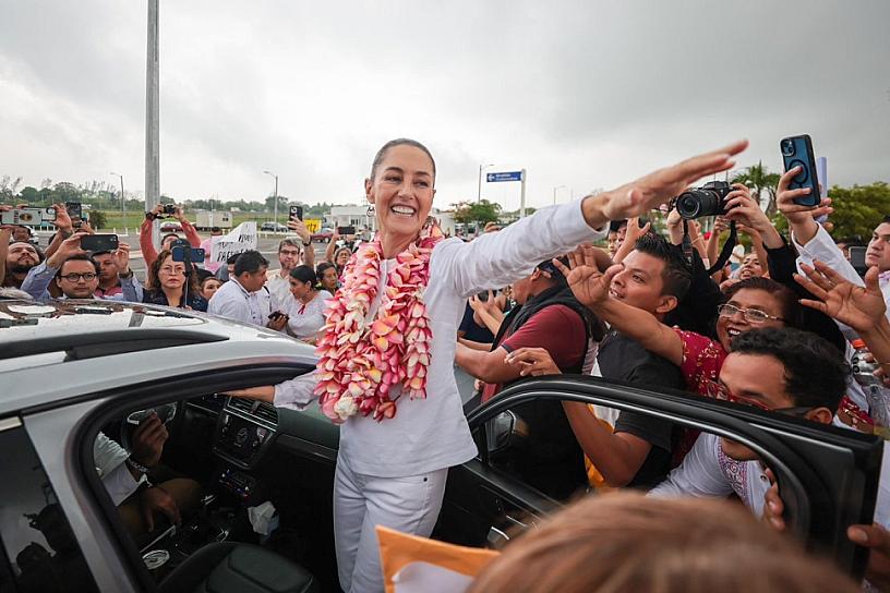 RECIBEN A SHEINBAUM CON ENTUSIASMO EN VERACRUZ