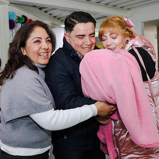 RECIBEN CUATRO MATRIMONIOS A INFANTES DE LA CASA CUNA COMO FAMILIAS PREADOPTIVAS; AVANZAN EN PROCESO DE ADOPCIÓN