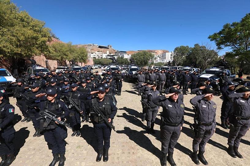 RECIBEN MUNICIPIOS EQUIPO Y VEHÍCULOS CON INVERSIÓN SUPERIOR A 89.5 MDP