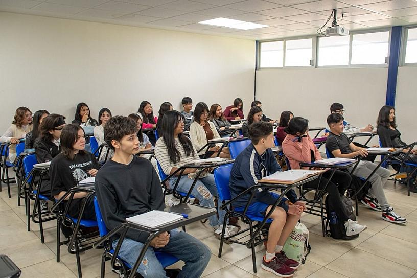 RECIBE PREPA DE LA UAZ A POCO MÁS DE 3 MIL 500 ESTUDIANTES DE NUEVO INGRESO 