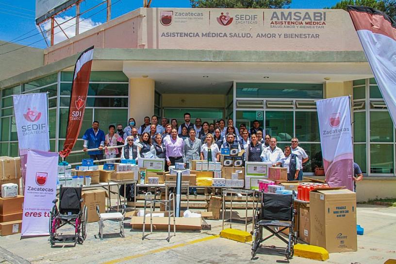 RECIBE SEDIF DONATIVO DE LA FEDERACIÓN DE MEXICANOS UNIDOS EN UTAH 