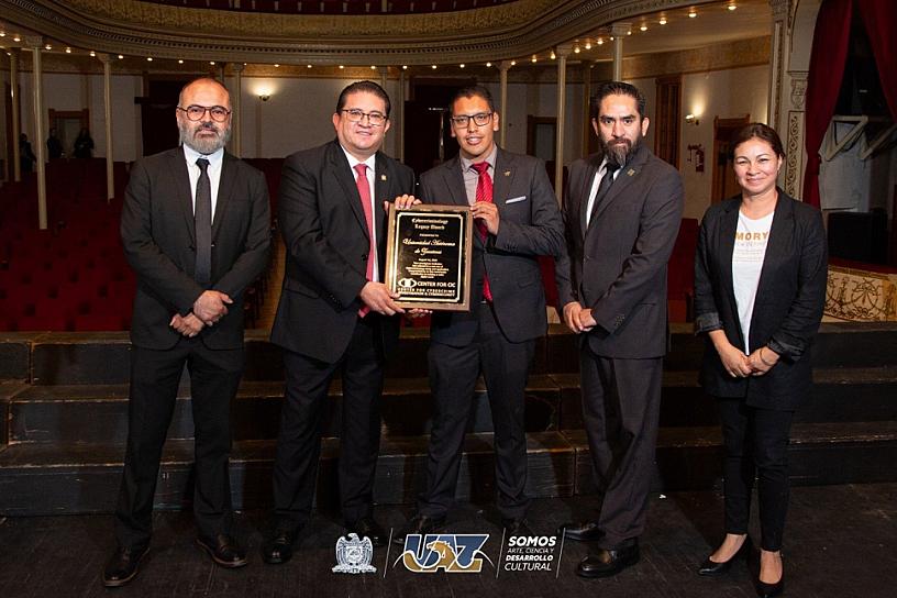 RECIBE UAZ EL PREMIO AL LEGADO DE LA CIBERCRIMINOLOGÍA 