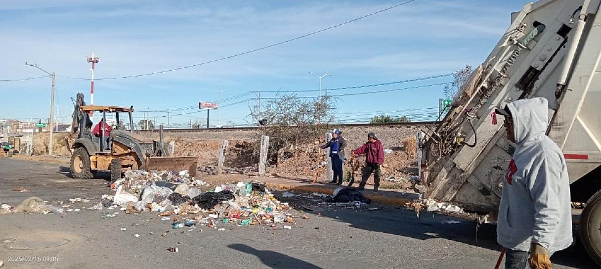 Recogen más de 22 toneladas de basura en Abastos
