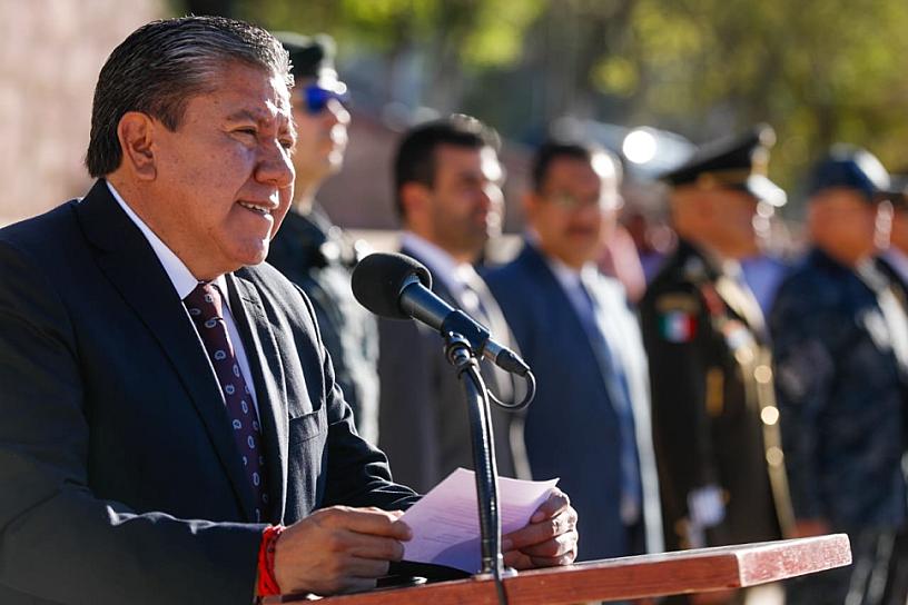 RECONOCE A GOBERNADOR A ELEMENTOS DE SEGURIDAD POR PACIFICAR EL ESTADO 