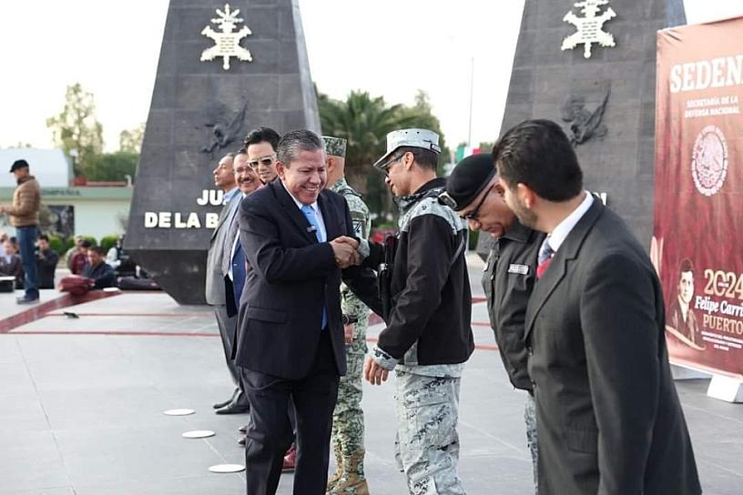 RECONOCE DAVID MONREAL A CORPORACIONES DE SEGURIDAD EN LA ENTIDAD