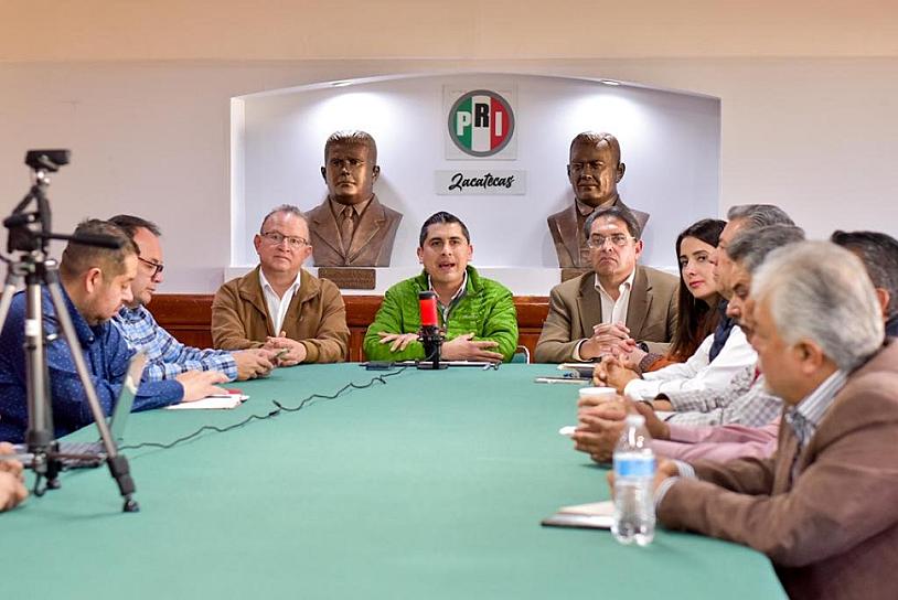 RECONOCE EL PRI LABOR DE SUS DELEGADOS