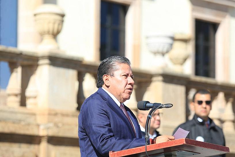 RECONOCE GOBERNADOR LABOR DE FUERZAS ARMADAS Y CORPORACIONES DE SEGURIDAD 