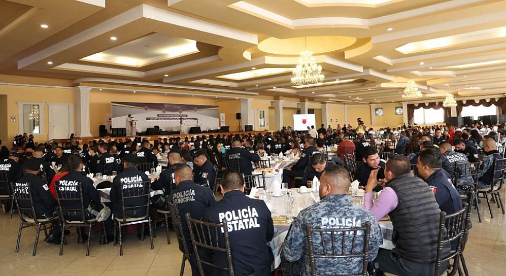 RECONOCE GOBERNADOR LABOR DE LA PEP; ASEGURA QUE POLICÍAS DEBEN SER ESCUCHADOS