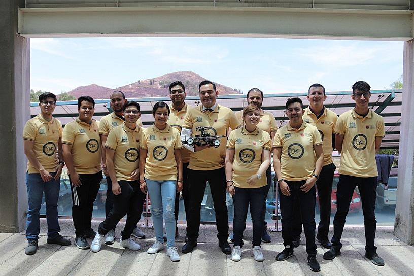 RECONOCE GOBIERNO A GANADORES DEL XIII TORNEO DE ROBÓTICA 2022 