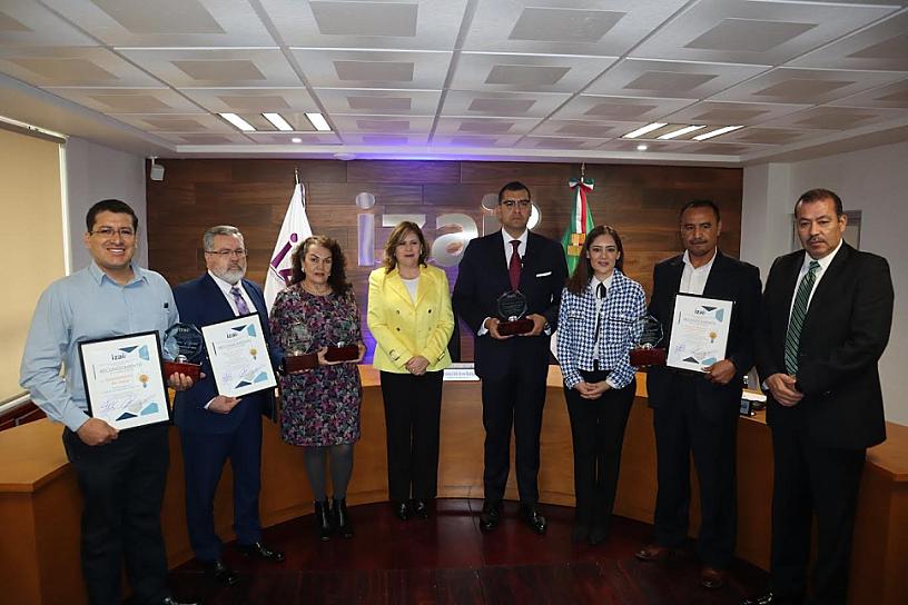 RECONOCE IZAI PRÁCTICAS DE TRANSPARENCIA PROACTIVA 