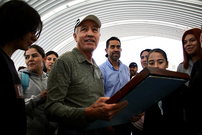 RECONOCEN A DANIEL GARCÍA, POR SUS 30 AÑOS DEDICADOS AL BALONCESTO