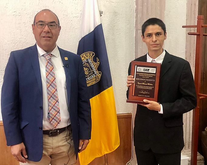 RECONOCEN A DOCENTE DE LA UAZ POR OBTENER EL MEJOR PROMEDIO EN POSGRADO EN LA UAM 