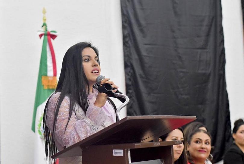 RECONOCEN A EXSECRETARIAS GENERALES DEL PRI