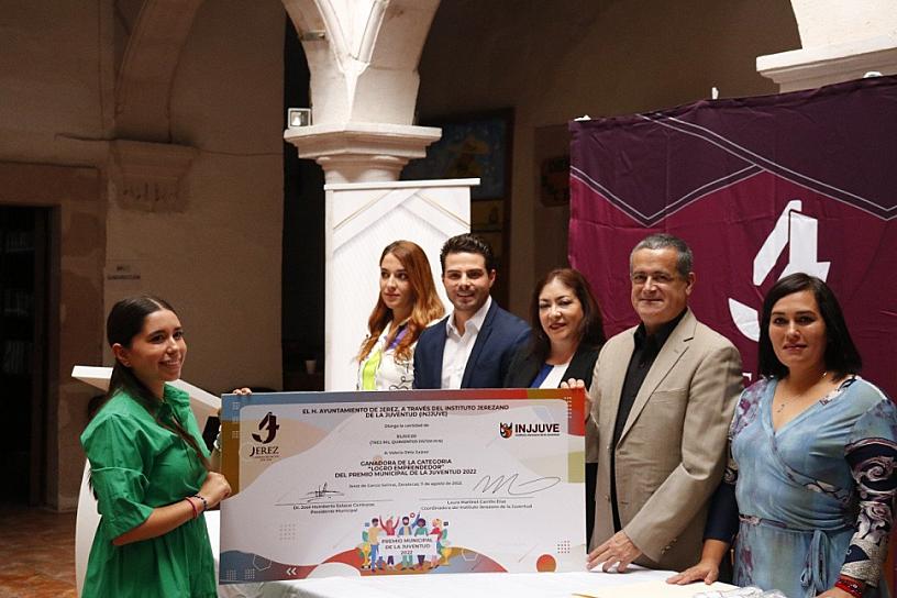 RECONOCEN A JÓVENES DESTACADOS EN JEREZ