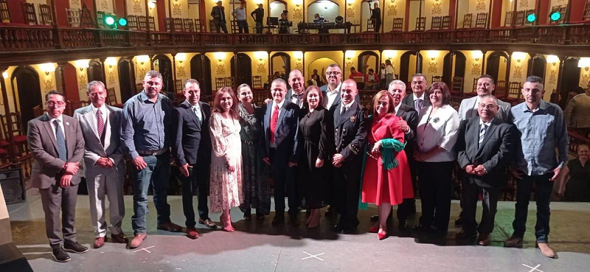 RECONOCEN A MIGRANTES JEREZANOS DESTACADOS