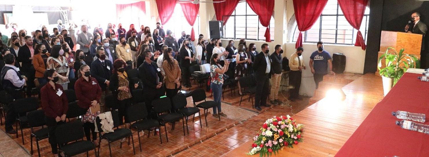 MAESTROS ZACATECANOS OFRECEN PROPUESTAS PARA REDISEÑO DE LIBROS DE TEXTO GRATUITO	 