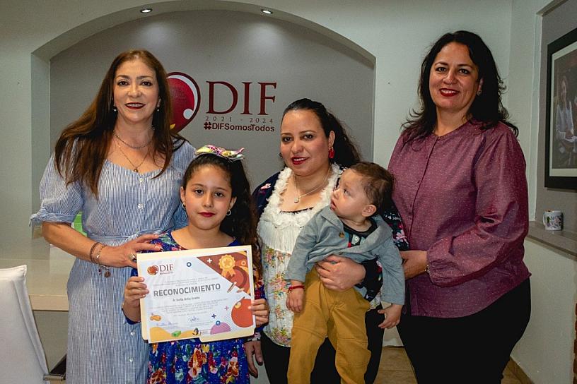 RECONOCEN A PEQUEÑA POR SU PARTICIPACIÓN EN JUSTO POR MIS DERECHOS 2024