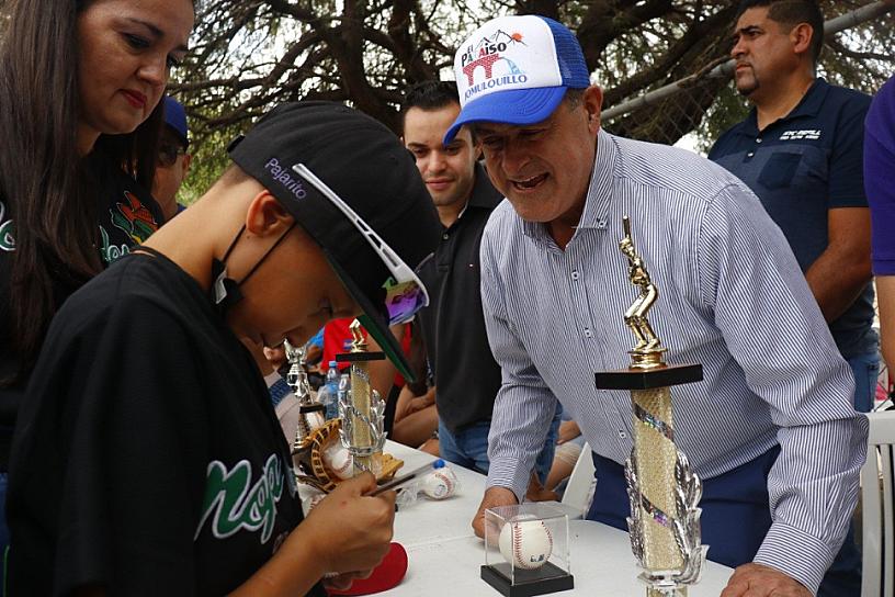 RECONOCEN APORTACIÓN DE MIGRANTES EN JEREZ 