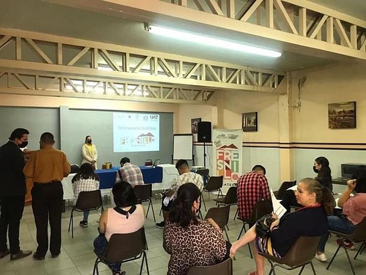 CAPACITAN A PRESTADORES DE SERVICIOS TURÍSTICOS