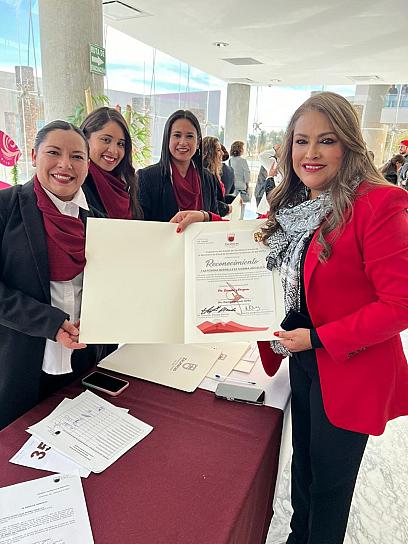 RECONOCEN A TRABAJADORES DE LA SECRETARÍA DE SALUD POR AÑOS DE SERVICIO 