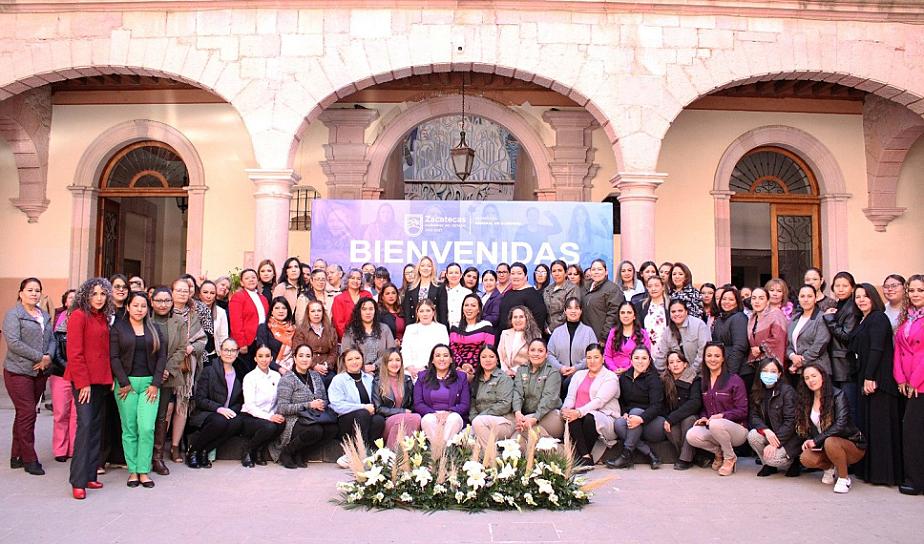 RECONOCEN EN CONFERENCIA A MUJERES DESTACADAS DE ZACATECAS
