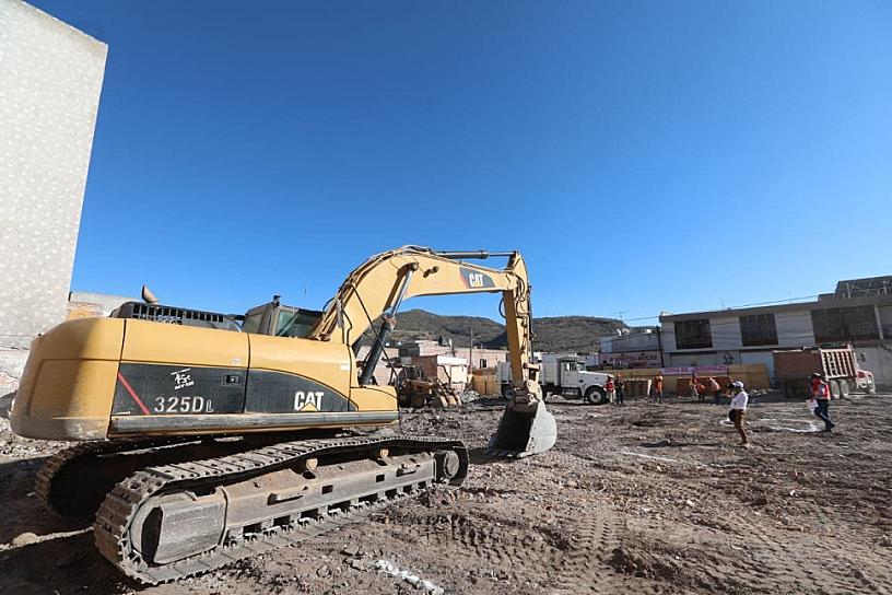 ENCABEZA GOBERNADOR RECONSTRUCCIÓN DE MERCADO EN JALPA