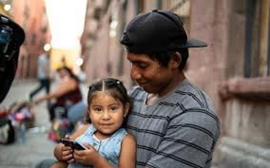 6 DE CADA 10 PAPÁS TIENEN EDUCACIÓN BÁSICA: INEGI 