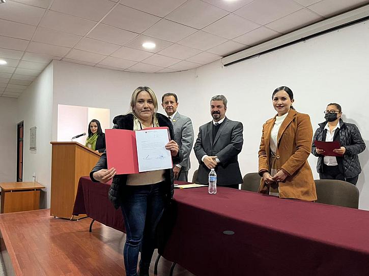 RECONOCEN SUPERACIÓN ACADÉMICA DE TRABAJADORES DE LA SEZ 